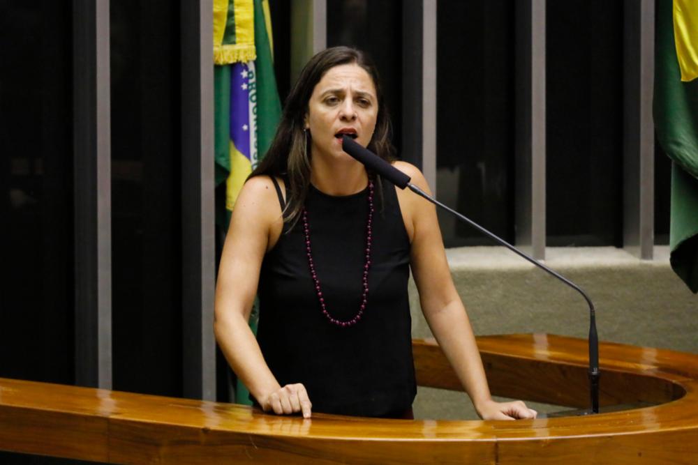 Fernanda Melchionna propõe o fim do foro até para presidentes de poderes
