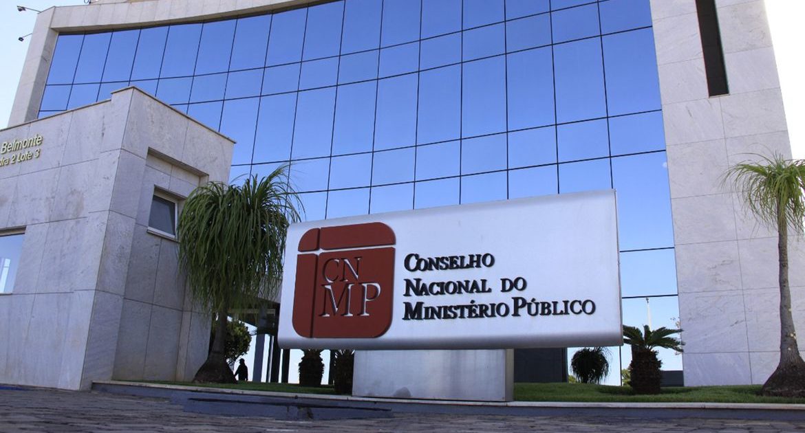 PEC 05/21: aumenta o controle do Congresso Nacional sobre o Ministério Público; O PSOL defende ampliação do controle social e popular