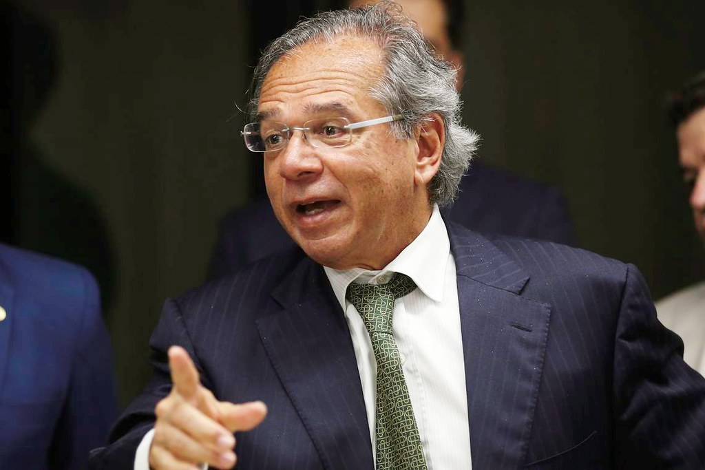 Paulo Guedes tem que cair: PSOL pede abertura de CPI para investigar empresas do ministro em paraíso fiscal