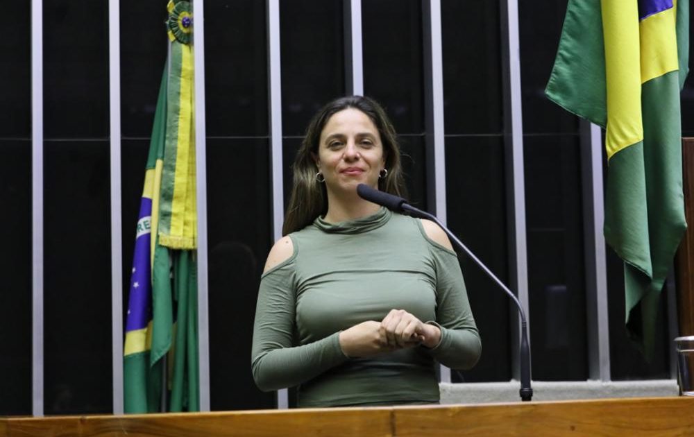 Fernanda Melchionna comenta suspensão do ‘orçamento secreto’ pelo STF