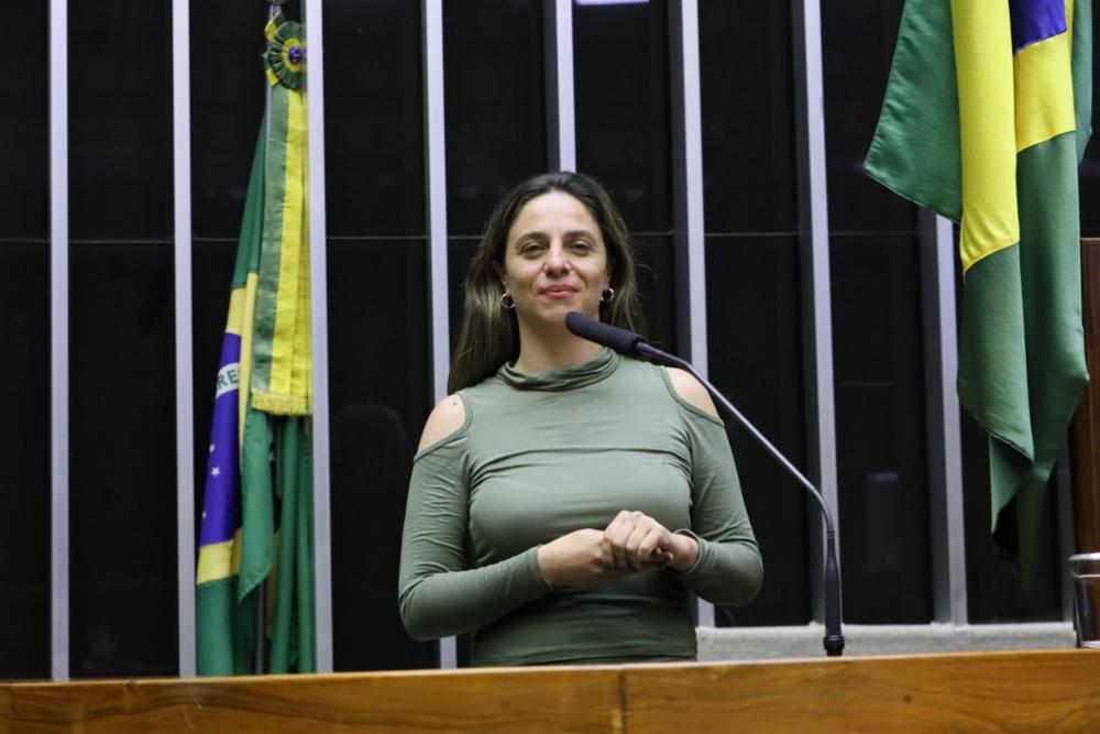 Fernanda Melchionna comenta suspensão do ‘orçamento secreto’ pelo STF