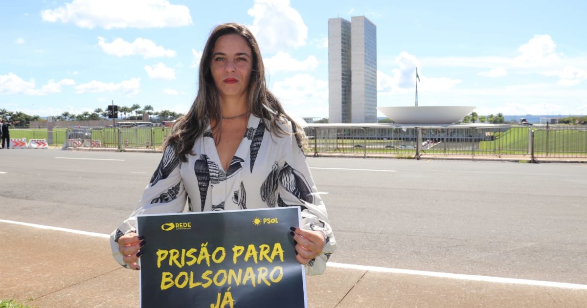 Fernanda Melchionna é empossada deputada federal para segunda legislatura